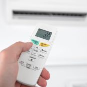 Al Tawoos Al Abyadh Tech - Energy-Efficient AC A Comprehensive Guide